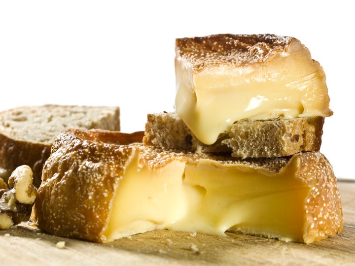 O Cheesehouse tem a melhor parmegiana do Brasil, sabe por quê? 💛🧀 Porque  o nosso filé é cuidadosamente empanado para ficar crocante, macio e  muito, By Cheesehouse