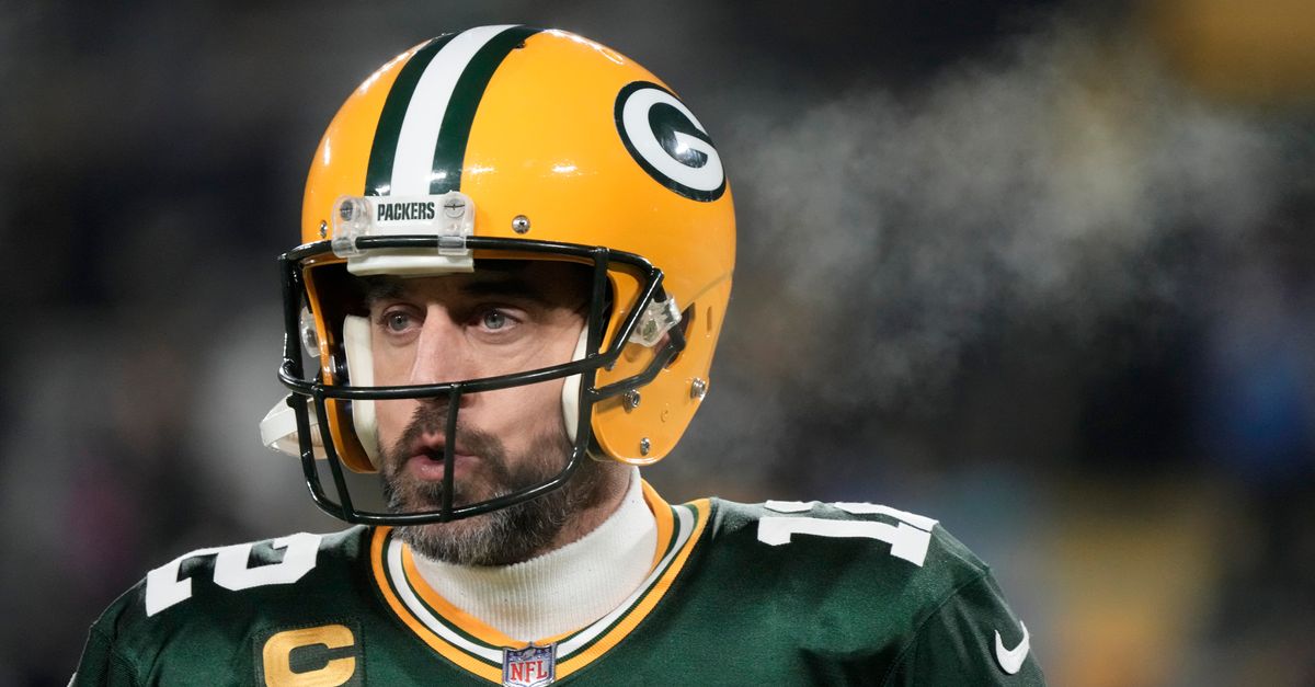 Aaron Rodgers will take ‘Darkness Retreat’ before considering retirement