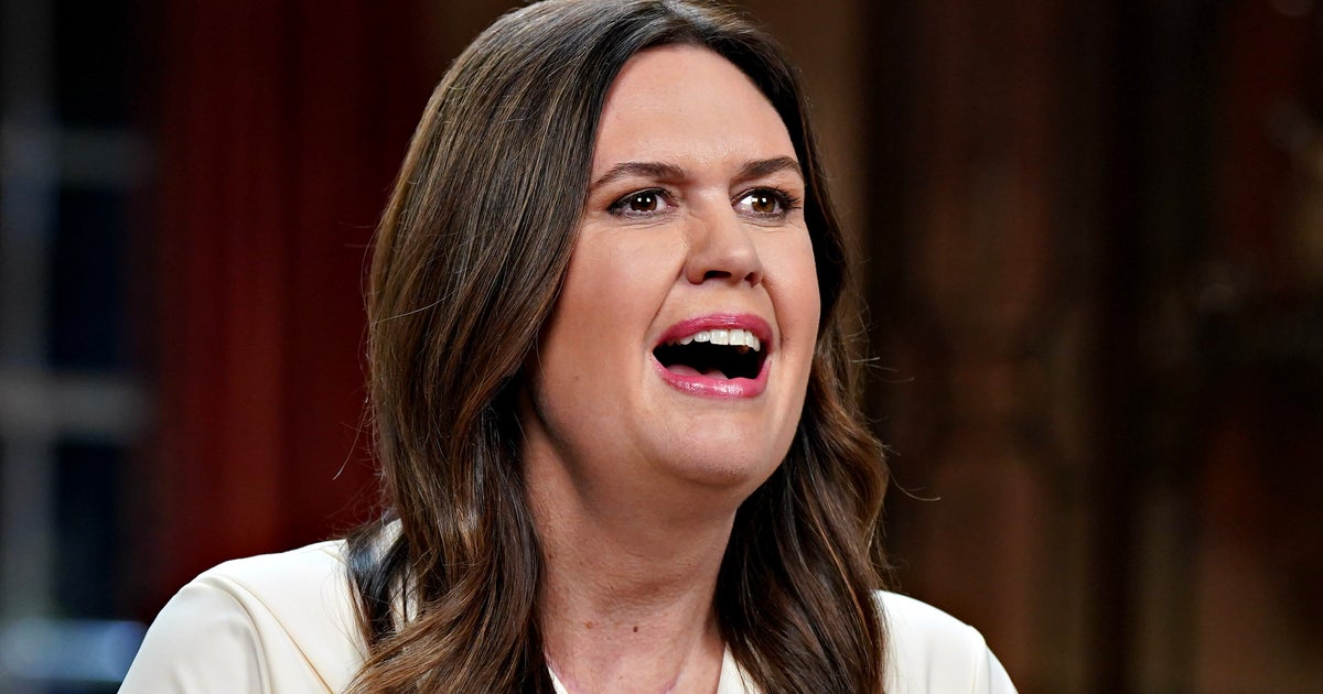NextImg:Sarah Huckabee Sanders' 'Normal Or Crazy' Challenge Backfires Spectacularly