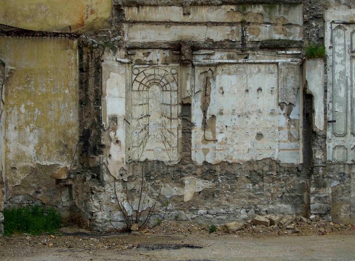 Από την έκθεση «Απομεινάρια μιας πτώσης» στην Τεχνόπολη του Δήμου Αθηναίων