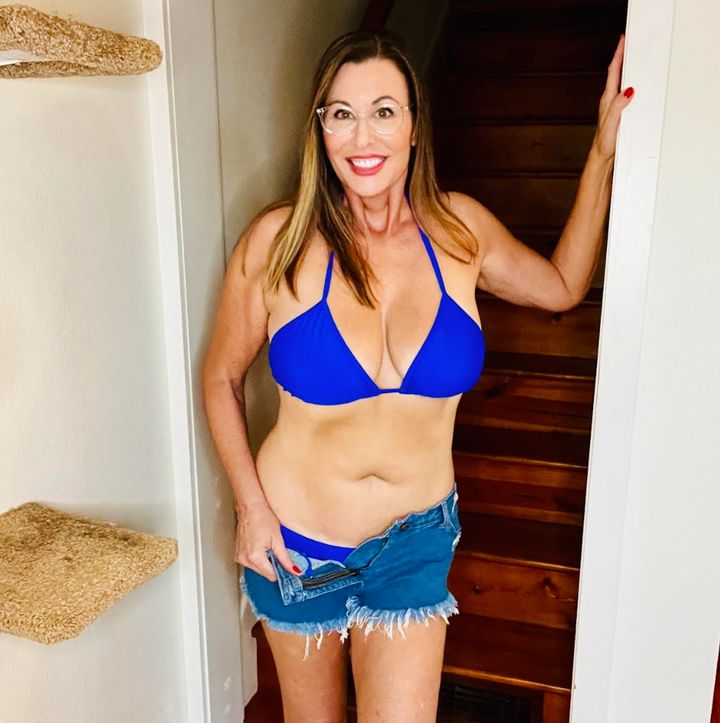 Mother Nudists - I'm A Single Mom And A Popular OnlyFans Model | HuffPost HuffPost Personal