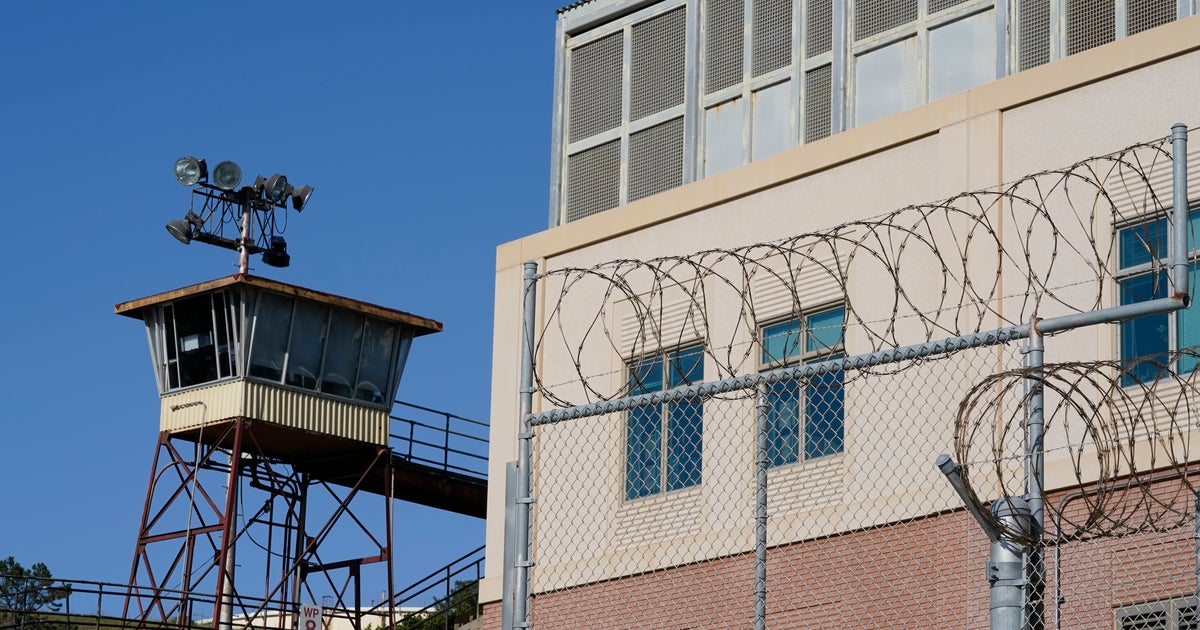 NextImg:'Ear Hustle' Podcast Co-Host Released From San Quentin