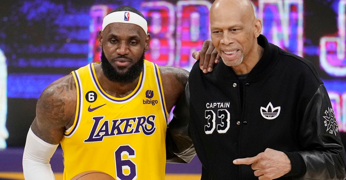 NextImg:Kareem Abdul-Jabbar Says Why He Blames Himself For Lack Of Bond With LeBron James