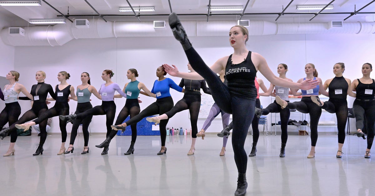 NextImg:College Students In Boston Studying How To Dance Like A Rockette