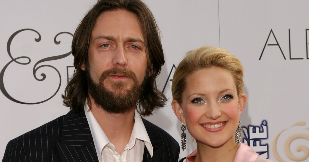 NextImg:Kate Hudson Explains Why She Didn't 'Second Guess' Getting Married At 21