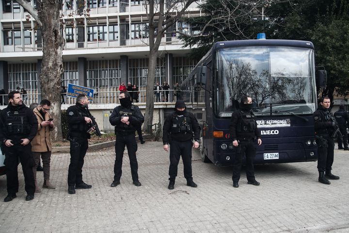 Δίκη για τη δολοφονία του 19χρονου Άλκη Καμπανού, στο Μικτό Ορκωτό Δικαστήριο Θεσσαλονίκης, Τετάρτη 18 Ιανουαρίου 2023. (ΜΟΤΙΟΝΤΕΑΜ/ΒΑΣΙΛΗΣ ΒΕΡΒΕΡΙΔΗΣ)