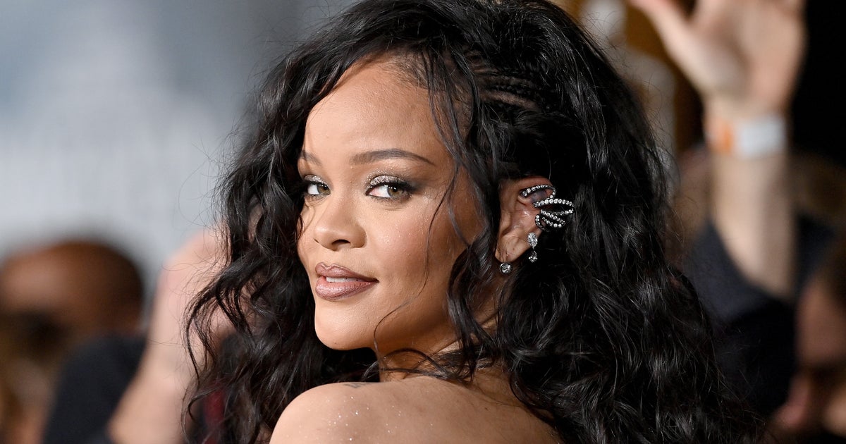 NextImg:Rihanna’s Baby Makes Magazine Debut In British Vogue — And It’s Cuteness Overload