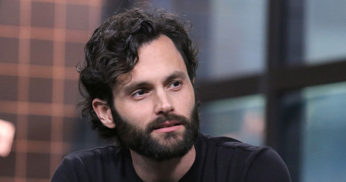 Penn Badgley Reiterates His Stance On Sex Scenes In New Interview
