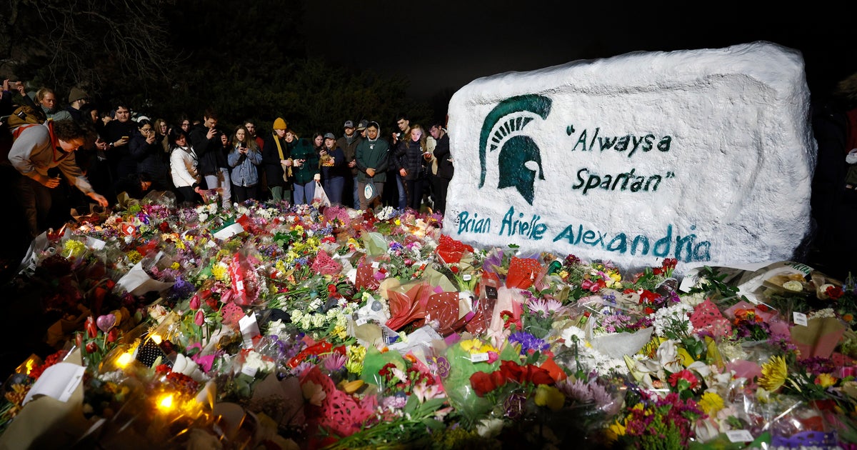 NextImg:Michigan State University Shooter Had 2 Guns: Police