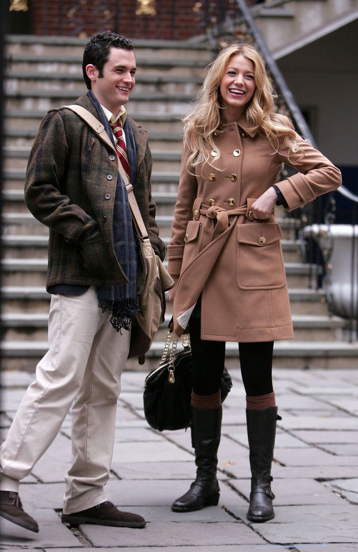 Badgley and Lively on location for "Gossip Girl" in 2007.