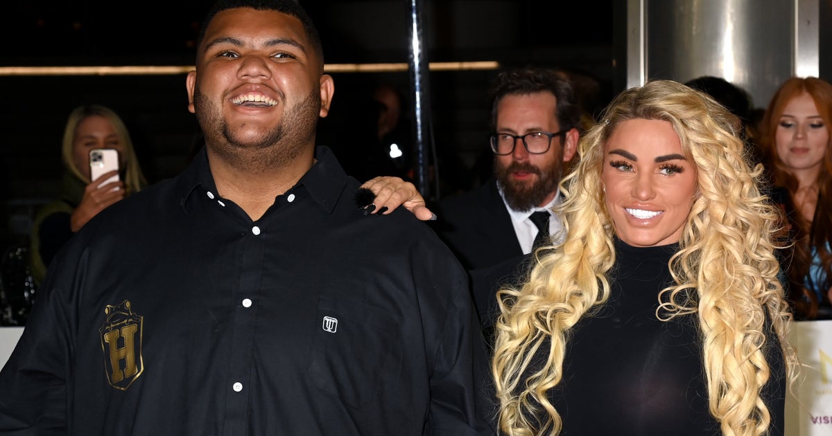 Met Officers 'Posted Inappropriate Images' Of Harvey Price | HuffPost UK Entertainment - Vimarsana News