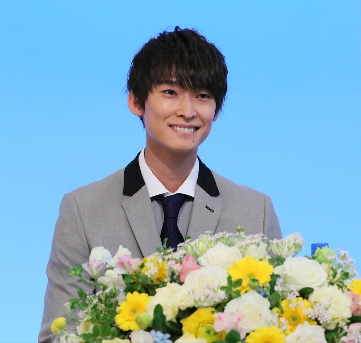 2月20日の記者会見で「番組卒業」を発表する福尾誠さん