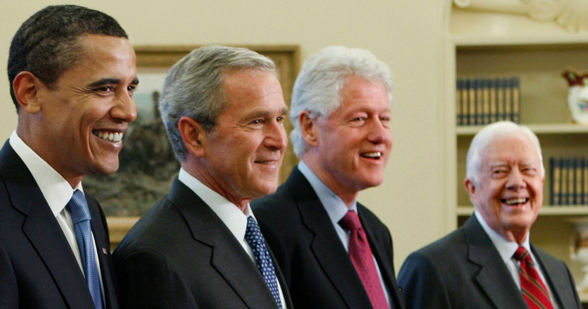 NextImg:Obama Photographer Shades Trump As He Honors 4 Members Of The 'Presidents Club'