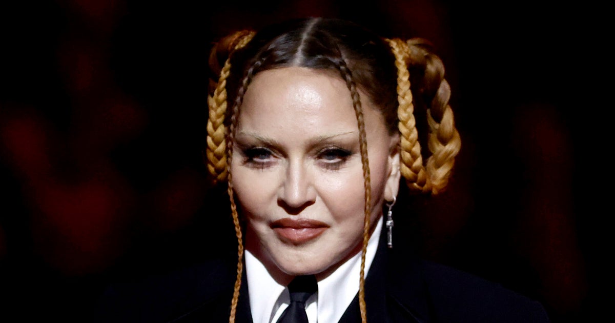 NextImg:Madonna Continues To Laugh Off Grammys Criticism Like Only She Can