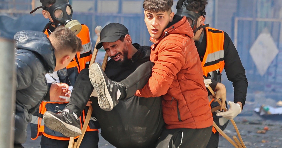NextImg:10 Palestinians Killed, Scores Hurt In Israel West Bank Raid