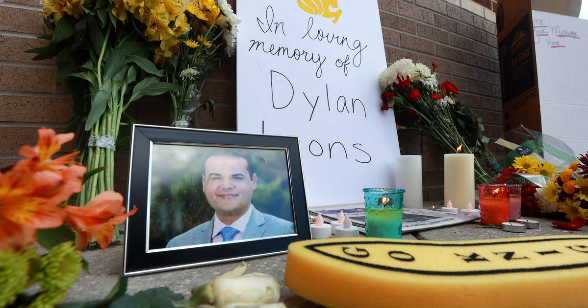 NextImg:Fiancée Of Slain Florida Journalist Shares Heartbreaking Post After Shooting
