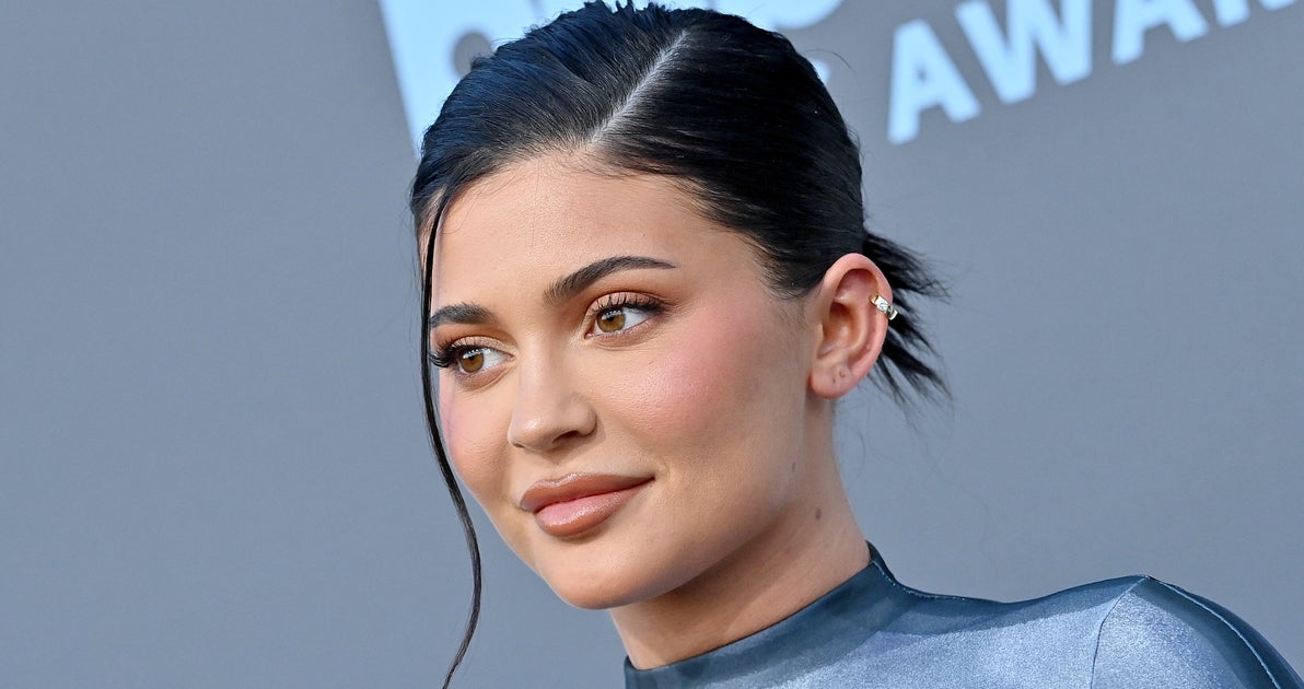 NextImg:Kylie Jenner Opens Up About 'Very Difficult' Bouts Of Postpartum Depression