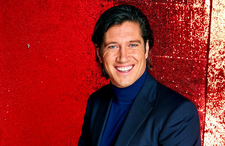 Vernon Kay will replace Ken in May