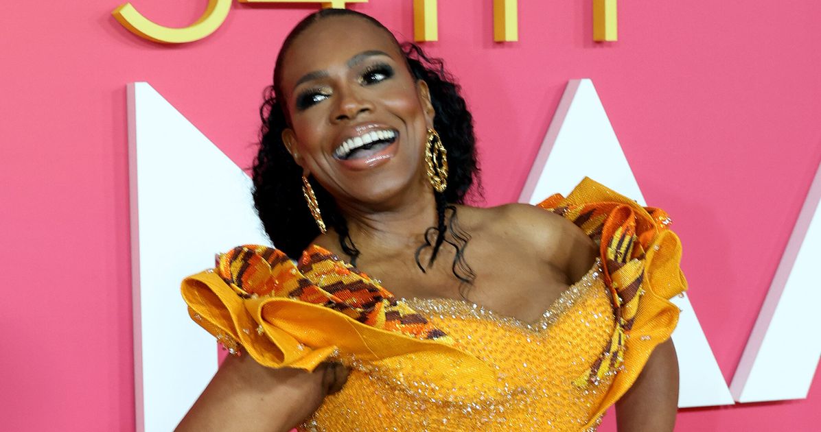 Sheryl Lee Ralph Is A Relatable Matchmaker Mom At NAACP Image Awards