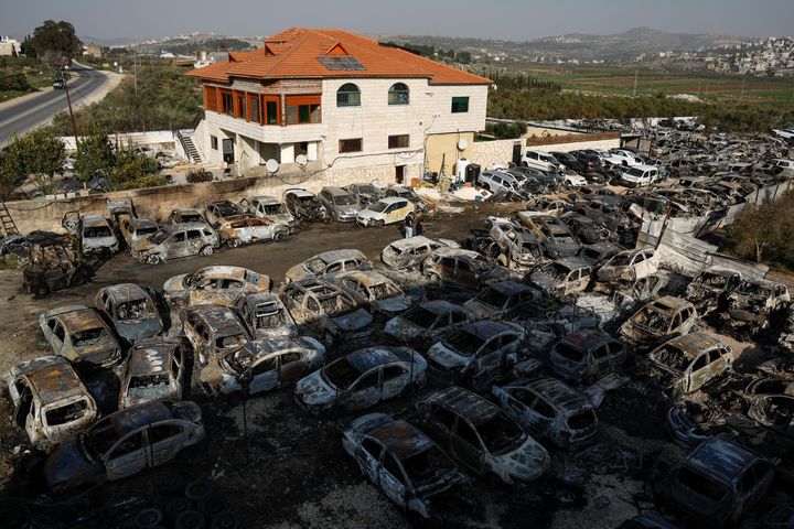 27 Φεβρουαρίου 2023 Πυρπολημένα αυτοκίνητα παλαιστινίων από ισραηλινούς εποίκους στο χωριό Χαουάρα