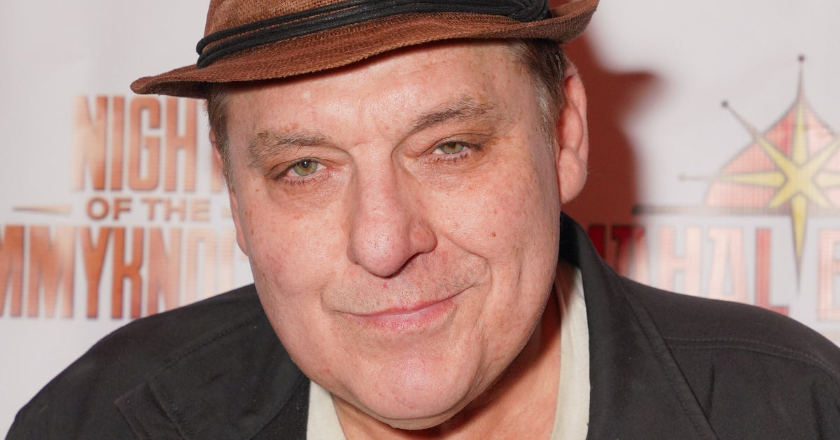 NextImg:Actor Tom Sizemore's Family Makes Monumental Decision About His Care
