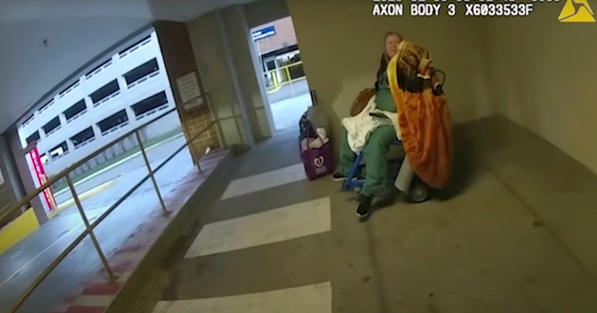 NextImg:Tennessee Officers' Conduct Probed In Woman's Death