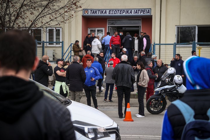 Το Γενικό Νοσοκομείο Λάρισας, όπου μεταφέρονται οι σοροί και οι τραυματίες, από το σιδηροδρομικό δυστύχημα στα Τέμπη, Τετάρτη 1 Μαρτίου 2023 (ΡΑΦΑΗΛ ΓΕΩΡΓΙΑΔΗΣ/ MOTIONTEAM/EUROKINISSI)