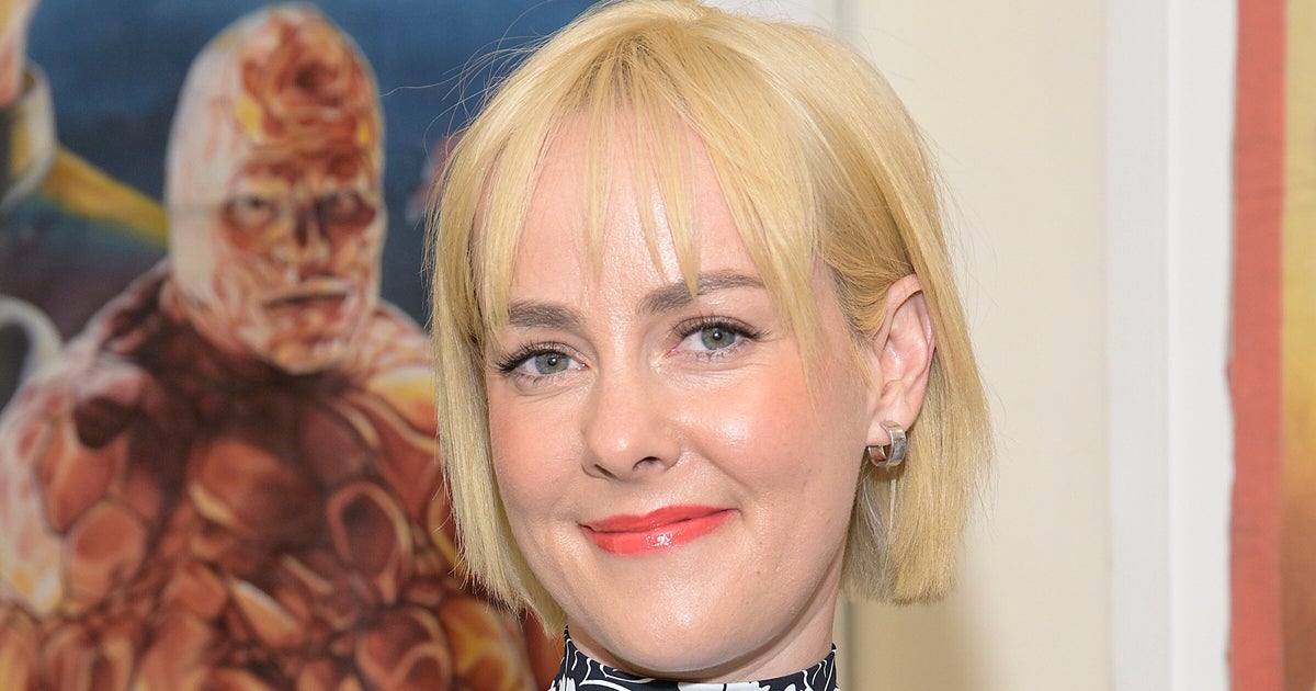 NextImg:'Hunger Games' Star Jena Malone Says She Was Sexually Assaulted By Co-Worker