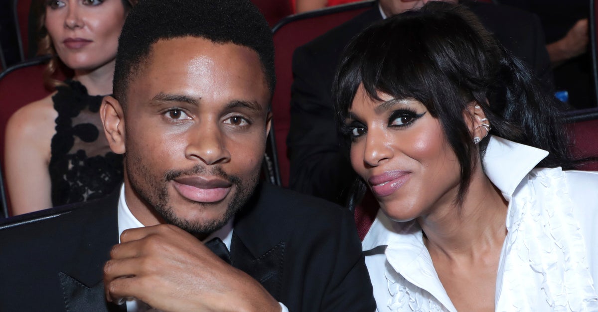 NextImg:Kerry Washington Says Why Her 10th Wedding Anniversary Plans Will Be A 'Secret'