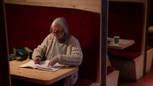  In Britain, ‘Warm Hubs’ Emerge To Beat Soaring Energy Costs