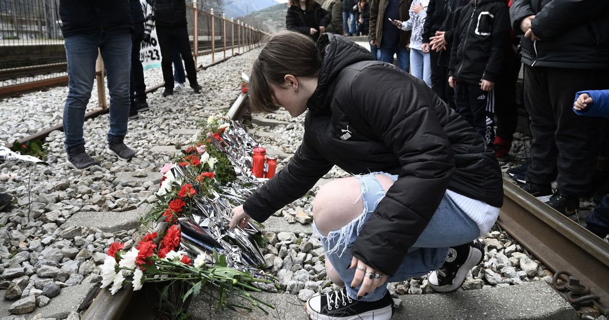 Un chef de gare inculpé dans un accident de train en Grèce qui a tué 57 personnes