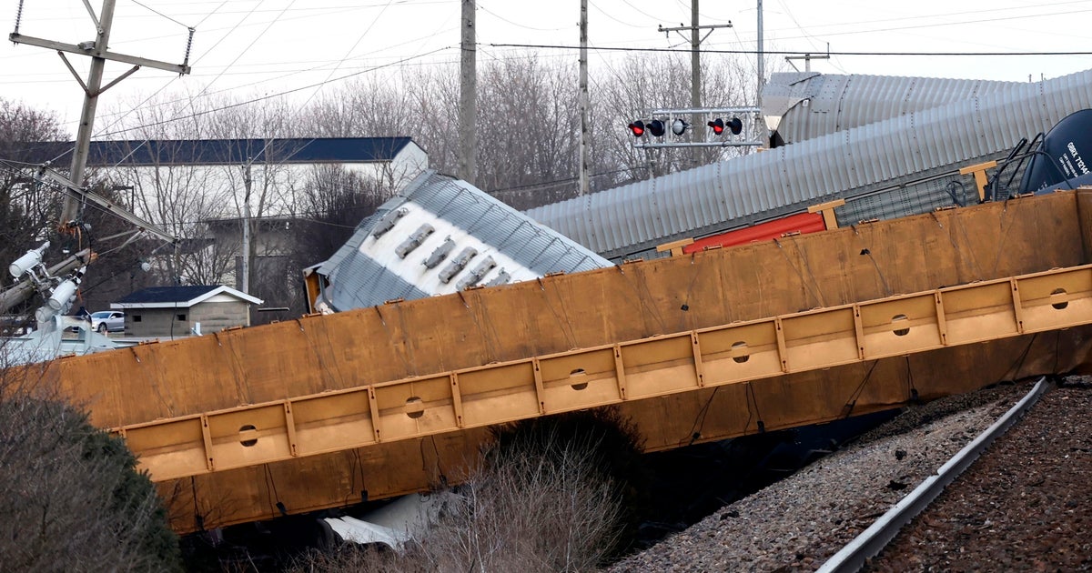 NextImg:Latest Ohio Derailment Poses No Public Risk, Officials Say
