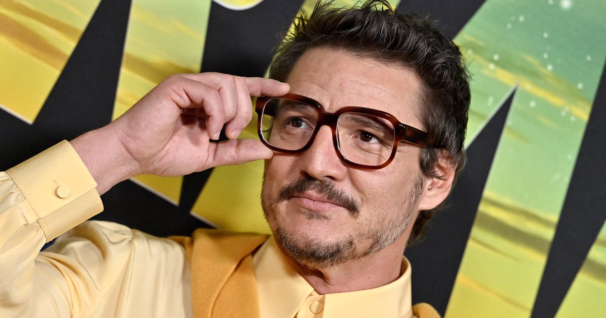NextImg:Pedro Pascal Praised For Refusing To Read Dirty 'Daddy' Tweets About Himself