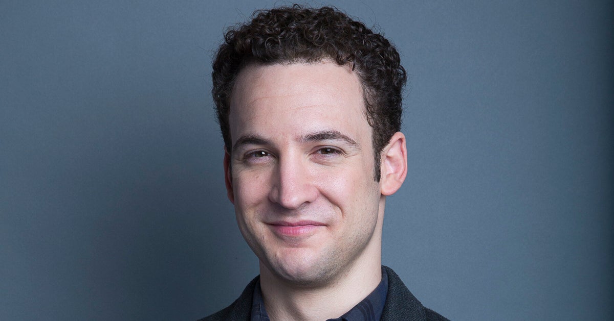 NextImg:'Boy Meets World' Star Ben Savage Officially Announces Run For Congress