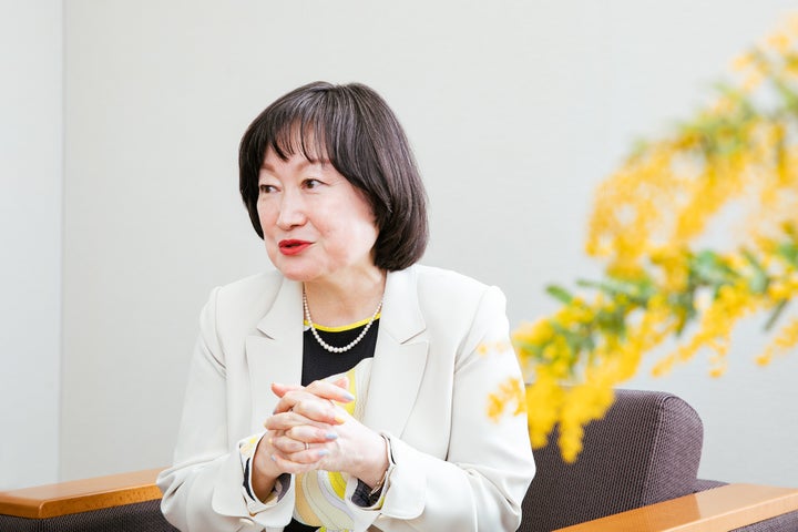 伊藤かつらさん:2011年、日本マイクロソフト株式会社入社。19年よりChief Learning Officerとして多くの企業組織のデジタル人材育成、組織改革を支援。22年より人事院人事官