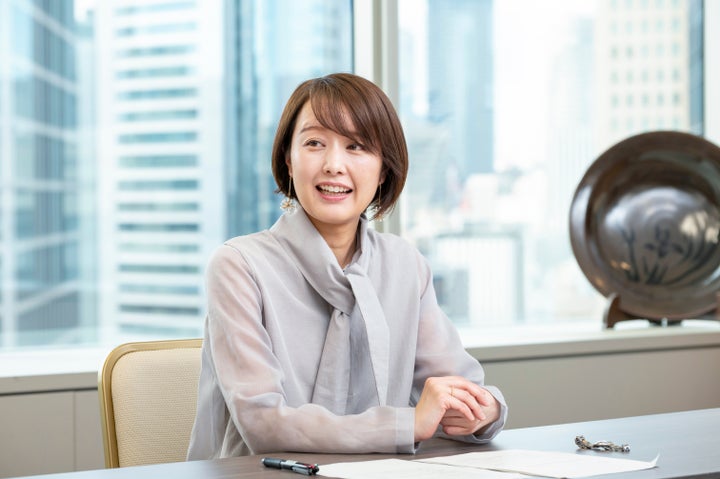 中村仁美(なかむら・ひとみ)さん:フリーアナウンサー。1979年生まれ。2011年に人気お笑いコンビ「さまぁ~ず」の大竹一樹さんと結婚、3児の母に。現在はテレビをはじめイベント出演など幅広く活動。3人の男の子を育てている