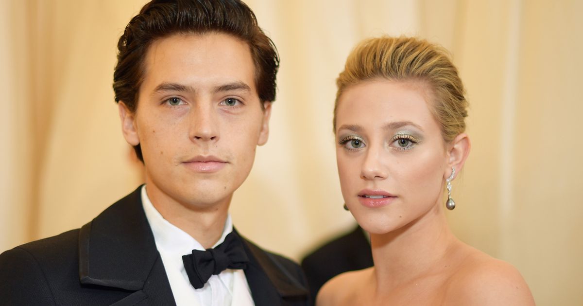 Cole Sprouse Opens Up About Lili Reinhart Breakup Huffpost Entertainment