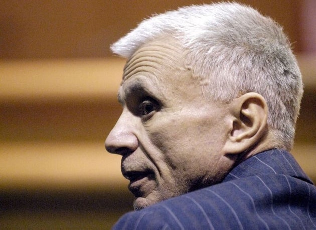 Ο Ρόμπερτ Μπλέικ κατά τη διάρκεια της δίκης, 5 Μαρτίου 2003, Καλιφόρνια. Myung J. Chun/Pool via REUTERS