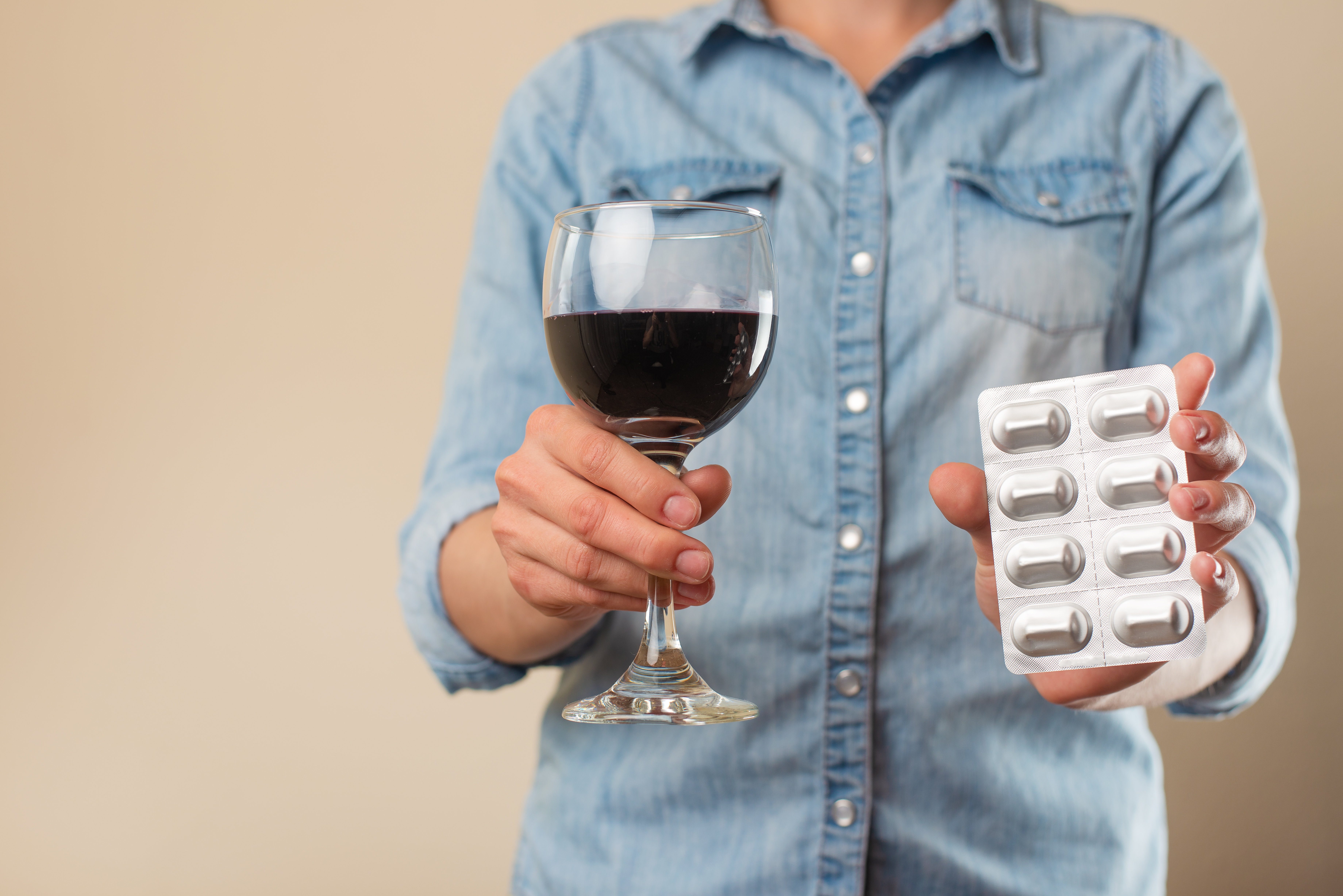 What Happens If You Drink Alcohol On Antibiotics HuffPost UK Life   640b15862200001d00659a45 