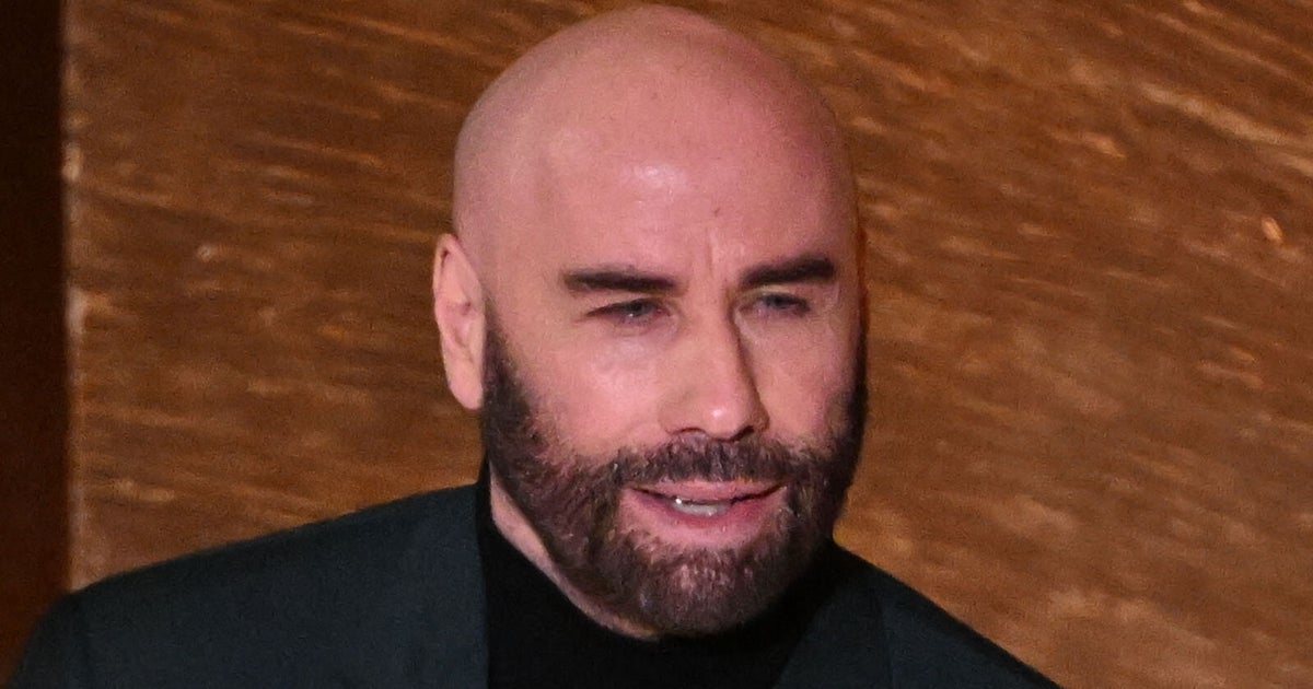 NextImg:John Travolta Makes ‘Grease’ Reference In Moving Nod To Olivia Newton-John At Oscars