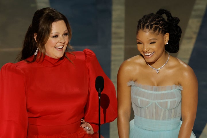 Melissa McCarthy (left) and Halle Bailey introduced the new "Little Mermaid" trailer at the 2023 Oscars ceremony.