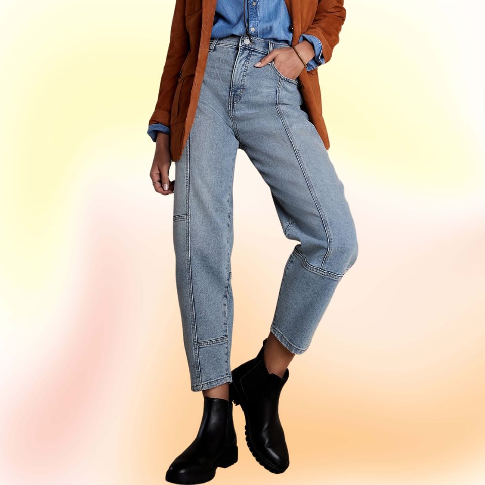 How To Style Barrel-Leg Jeans, 2023’s Favorite Denim Trend