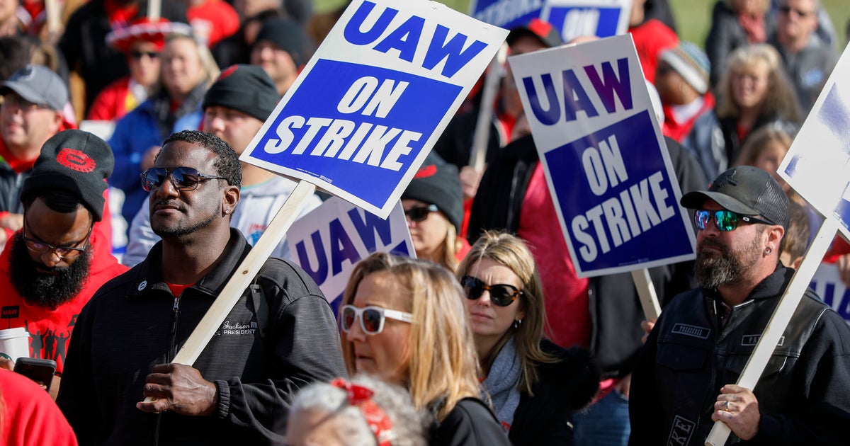NextImg:Michigan Lawmakers Vote To Repeal State’s ‘Right To Work’ Law