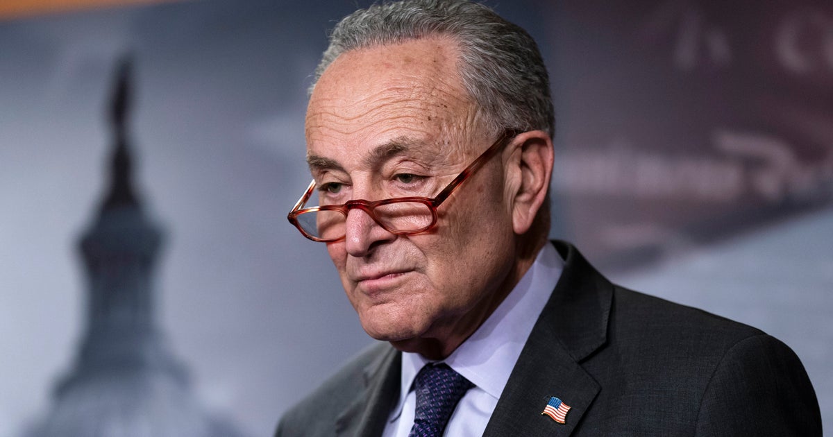 NextImg:Chuck Schumer, Maxine Waters Rid Themselves Of Silicon Valley Bank Contributions