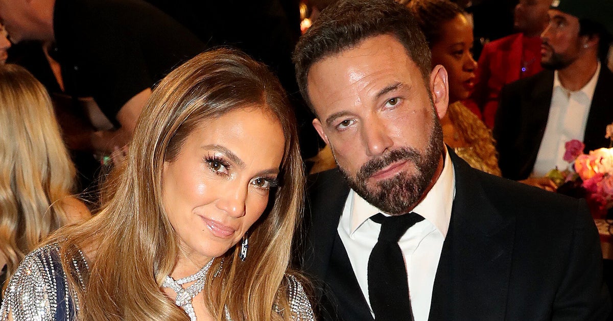 NextImg:Ben Affleck Reveals What Jennifer Lopez Actually Whispered To Him At Grammys