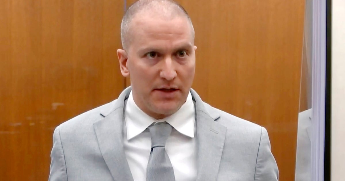 NextImg:Officer Who Killed George Floyd Pleads Guilty In Tax Case