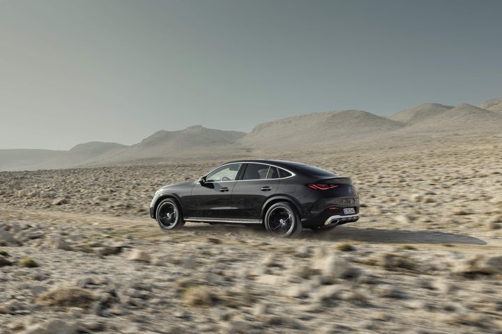 AMG-Line; Exterieur: Graphitgrau; Interieur: Leder sienabraun/schwarz // AMG line; exterior: graphite grey; interior: leather siena brown/black