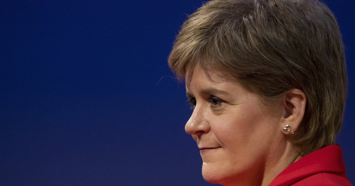 Sturgeon: Ich hatte mehr „giftigen Missbrauch“ wegen Trans-Rechten als jedes andere Problem