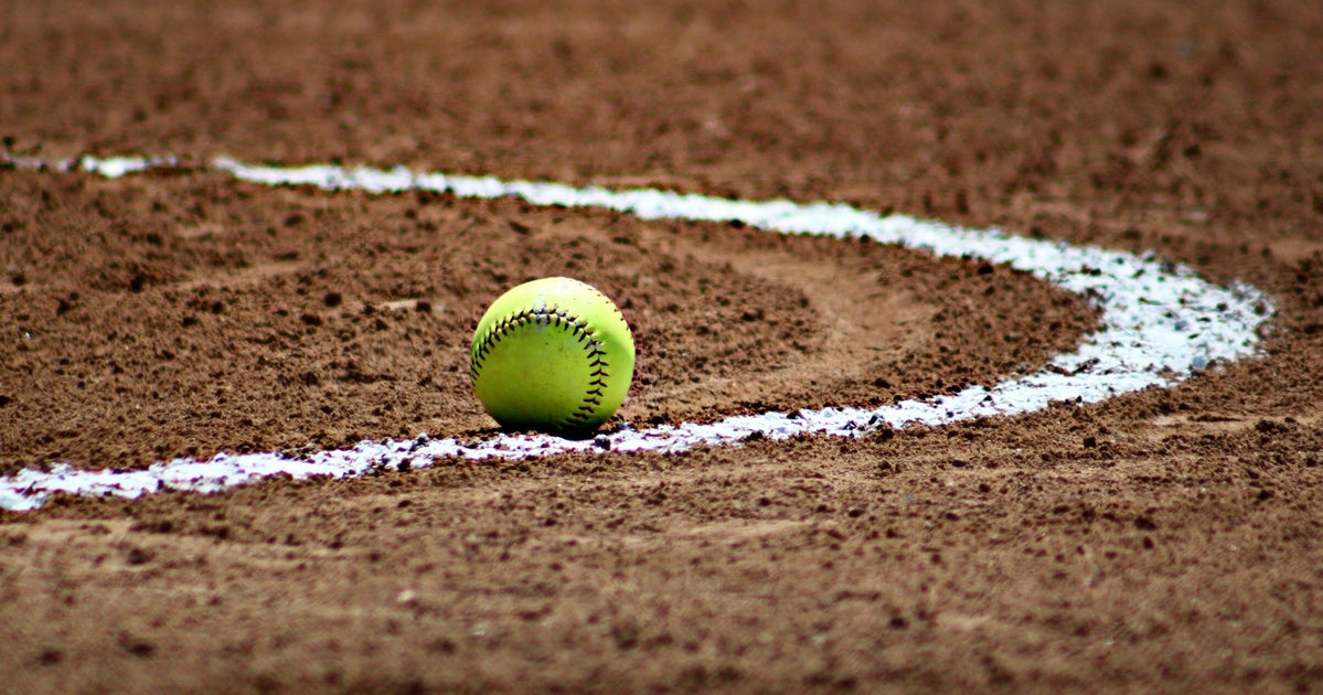 Diese Bonkers Softball Play at Home Platte stammt direkt aus einem Cartoon