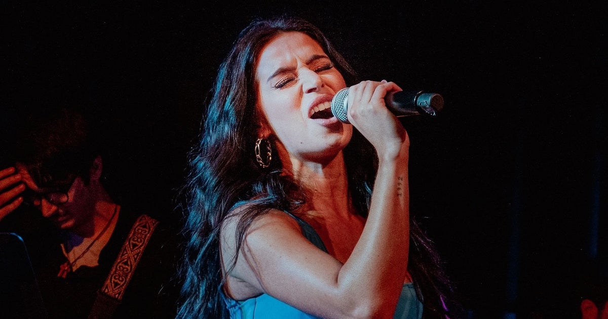 NextImg:Watch Broadway's Samantha Pauly Put A Chilling Spin On A Dua Lipa Smash